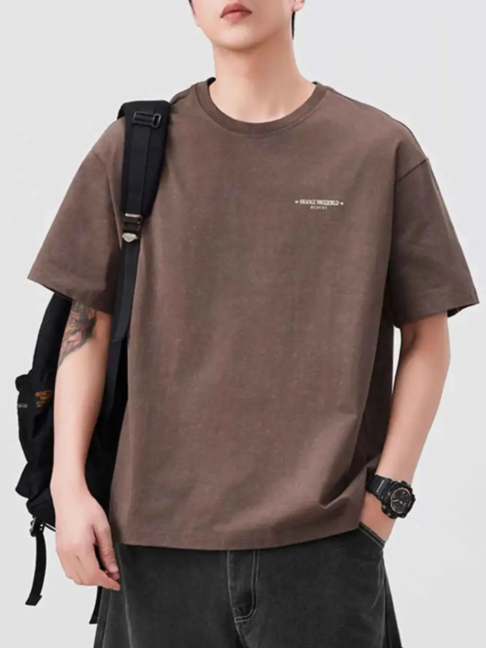 Lightweight Round Neck Short Sleeve T-Shirt