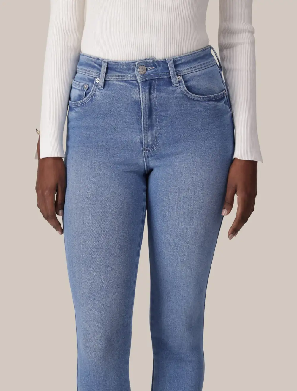Light Wash Mid-Rise Straight Leg Jeans