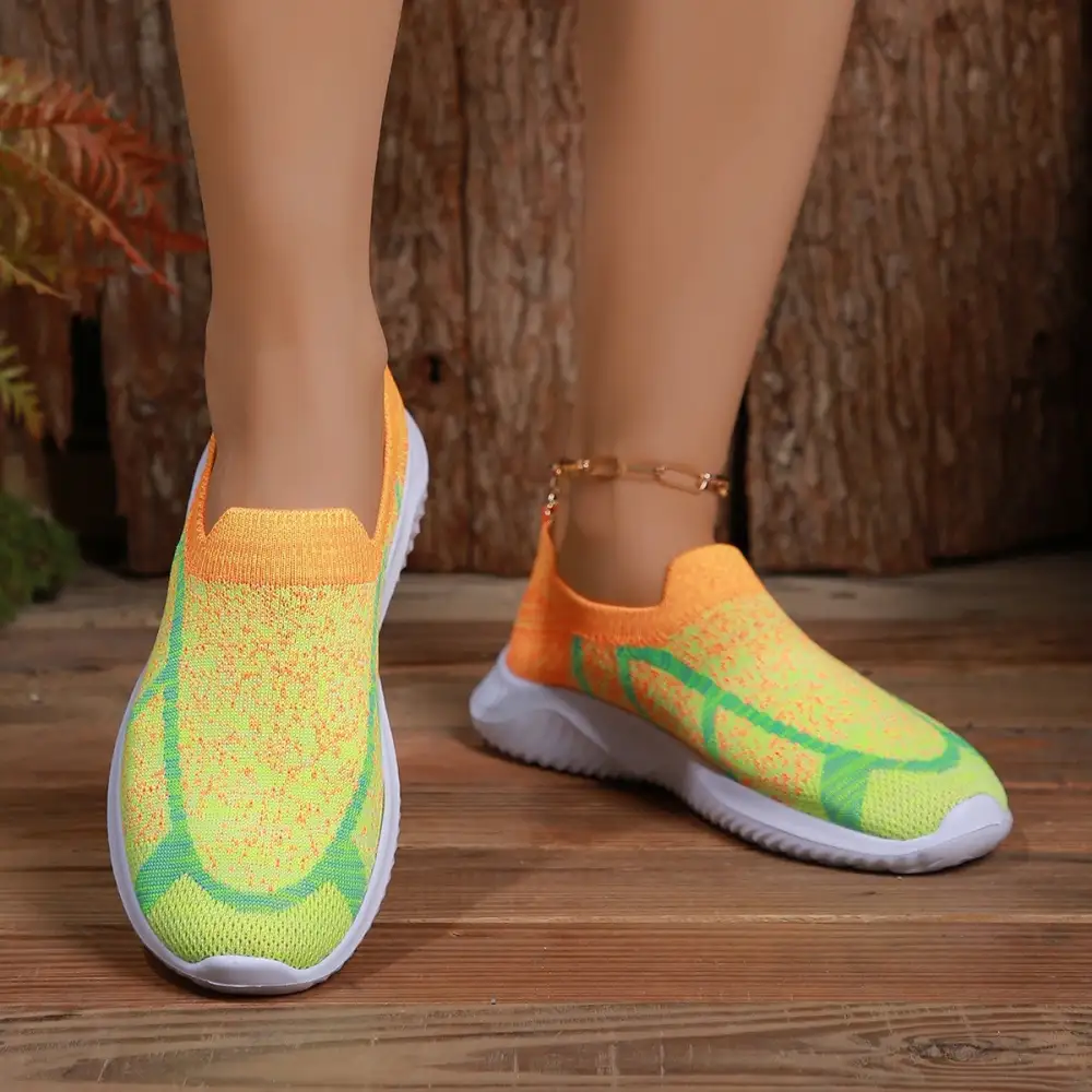 Everyday Round Toe Mesh Sneakers