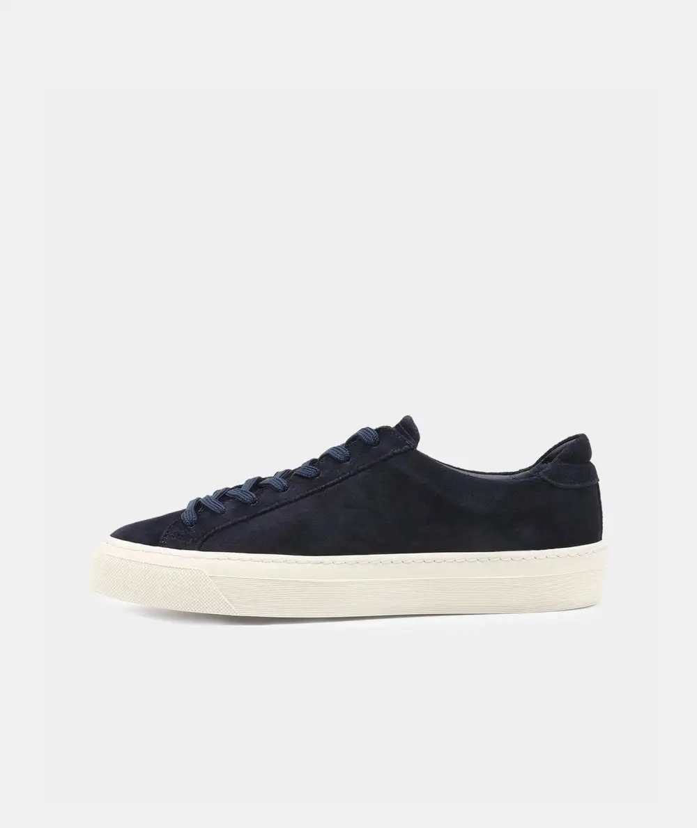 Everyday Versatile Casual Suede Sneakers