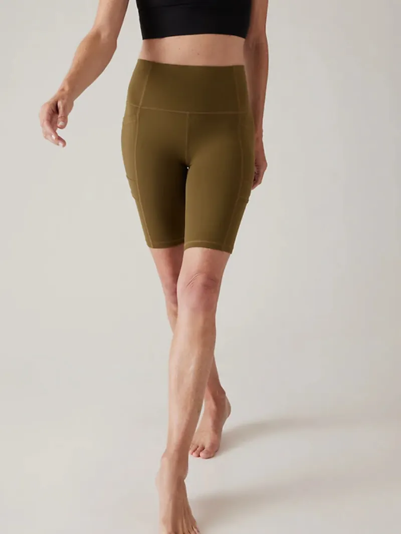 Green Solid Biker Shorts For Sleek Active Style