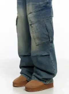 Washed Wide-Leg Cargo Jeans