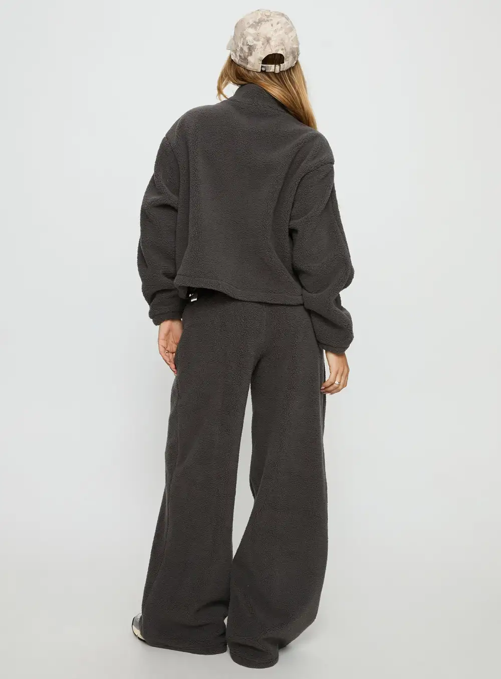 Relaxed Siberia Wide Leg Pants