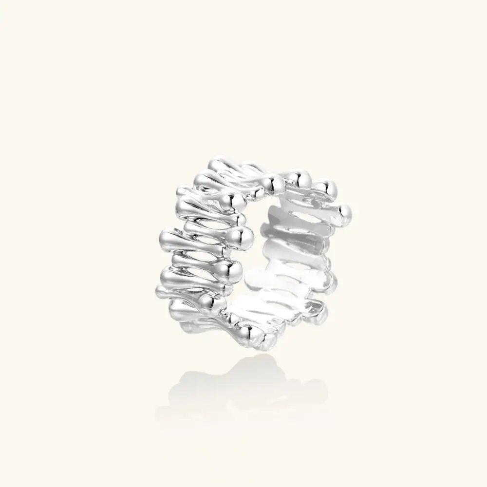 Twisted Waves Ring