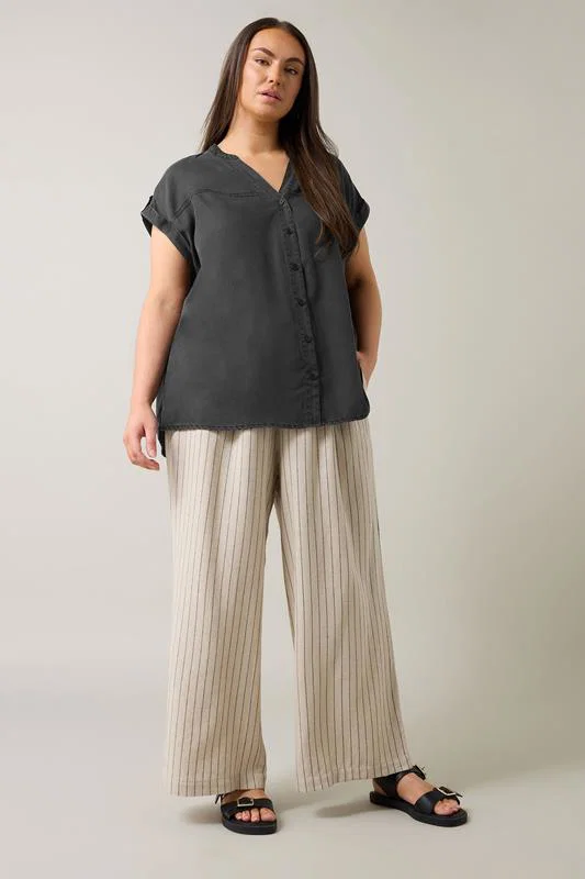 Black Lyocell Short Sleeve Denim Shirt detail 2