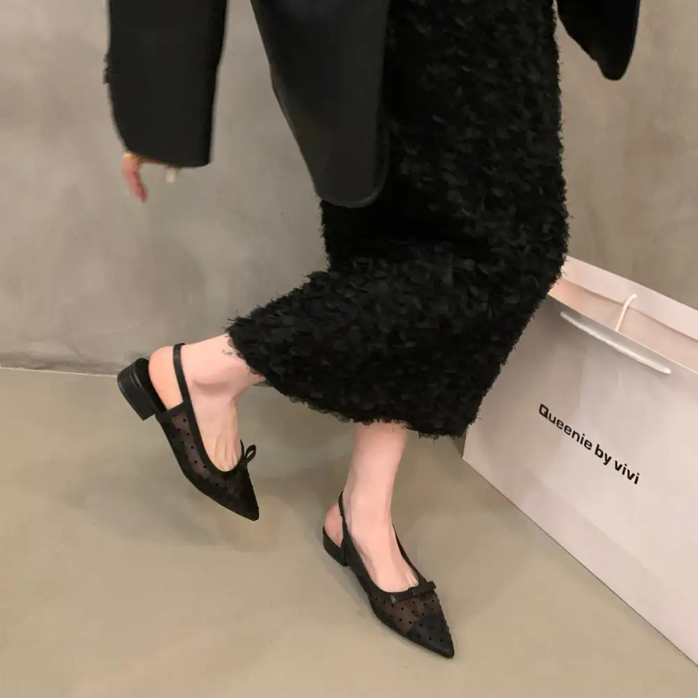 Polished Bow Detail Sandals