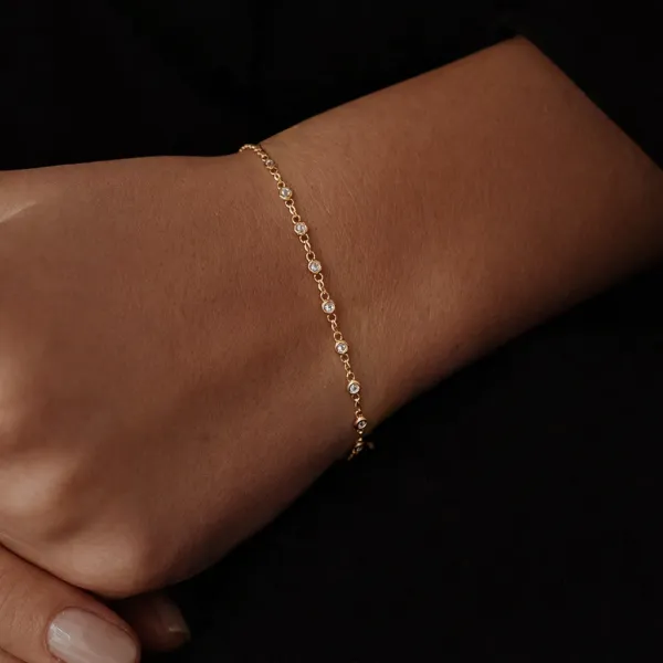 Minimal Classic Diamond Bracelet