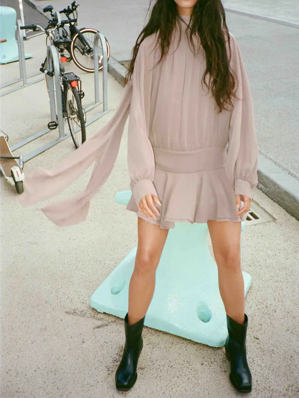 Flowing Long Sleeved Chiffon Exquisite Mini Dress