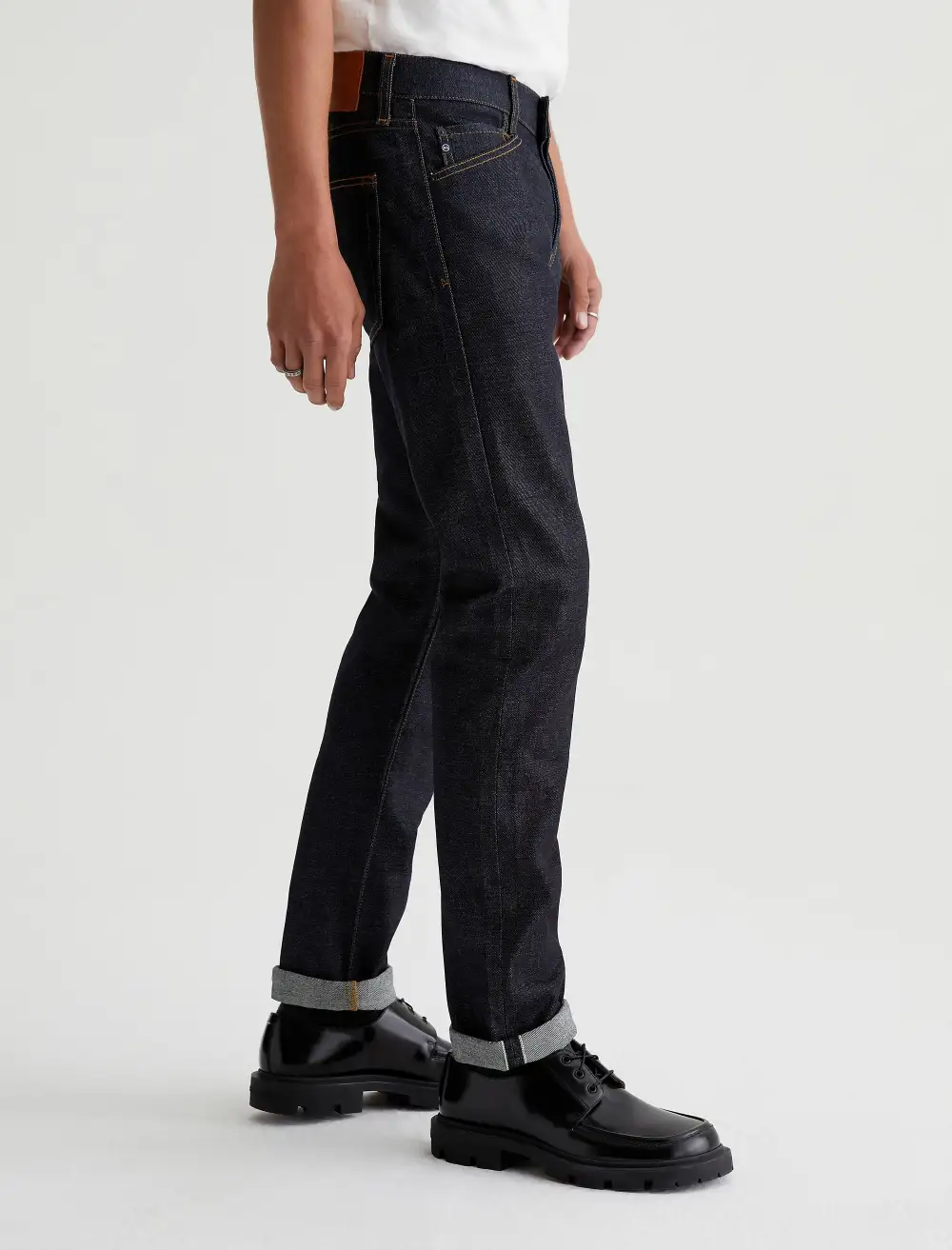 Men's Modern Slim Mid Rise Selvedge Jeans