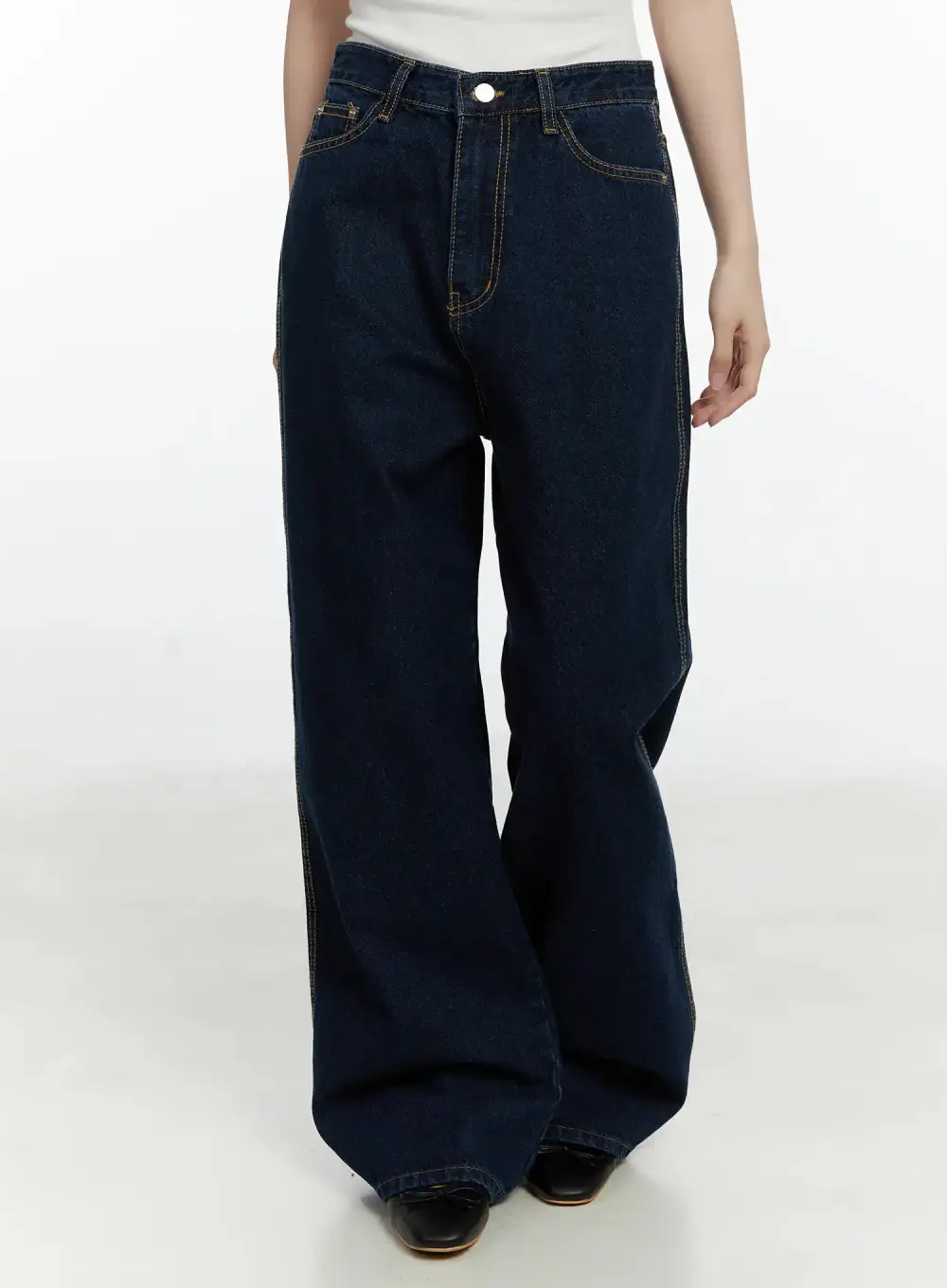 Classic Straight Leg Jeans