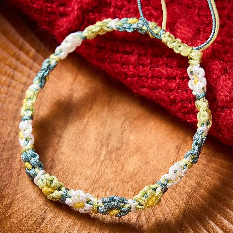 Hand Woven Pastel Daisy Gradient String Bracelet