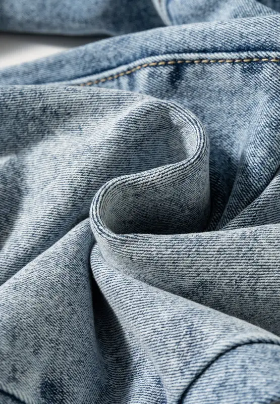 Everyday Wide Leg Pocketed Washed Denim Jeans