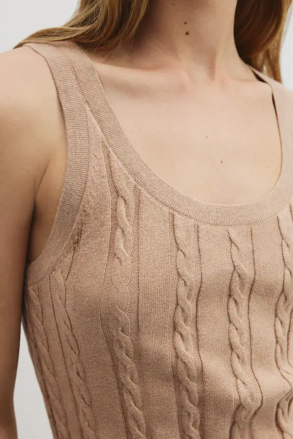 Women's Classic Cable Knit Tank Top