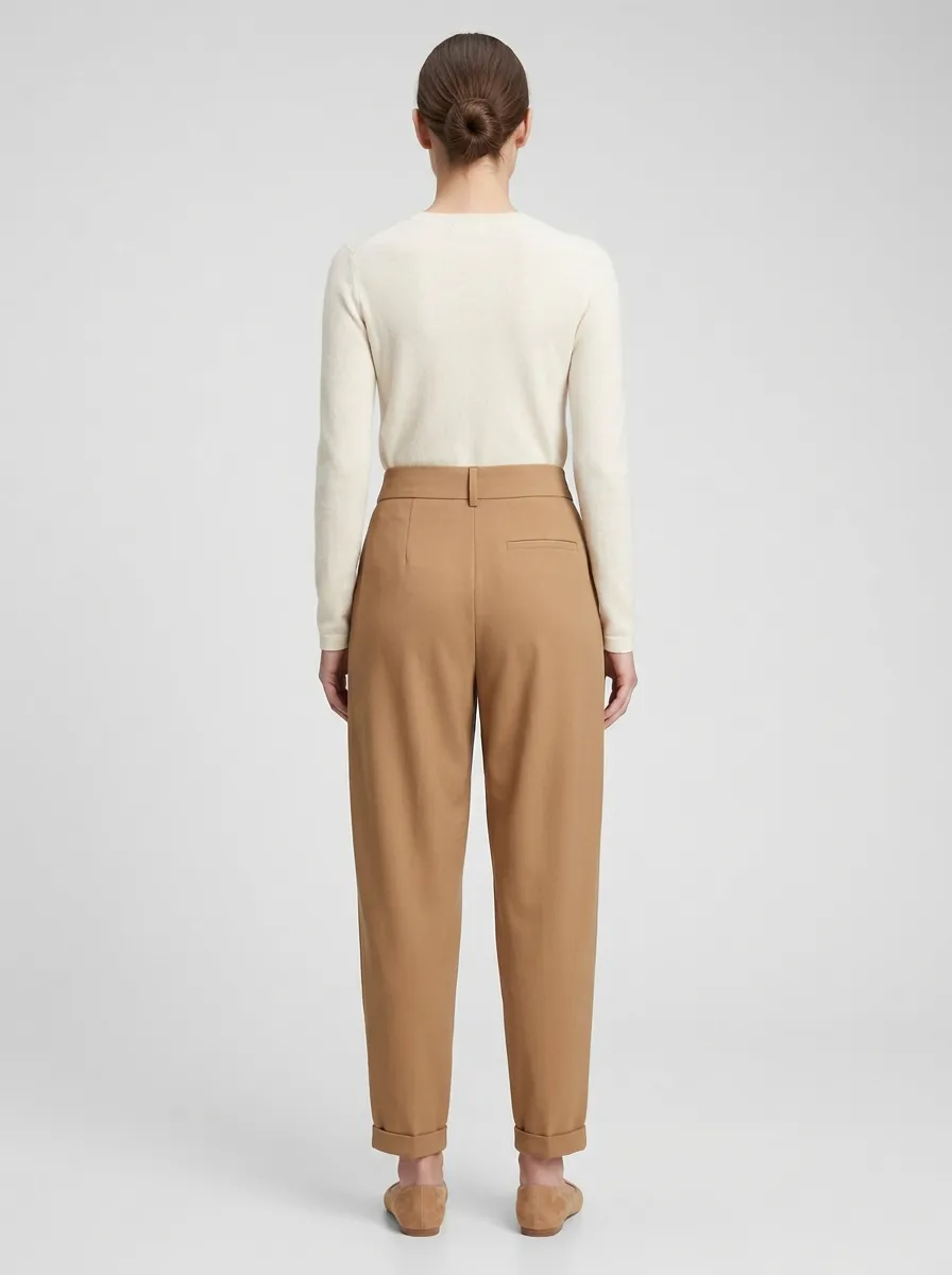 Women's Cuffed Pleated Tapered Trousers