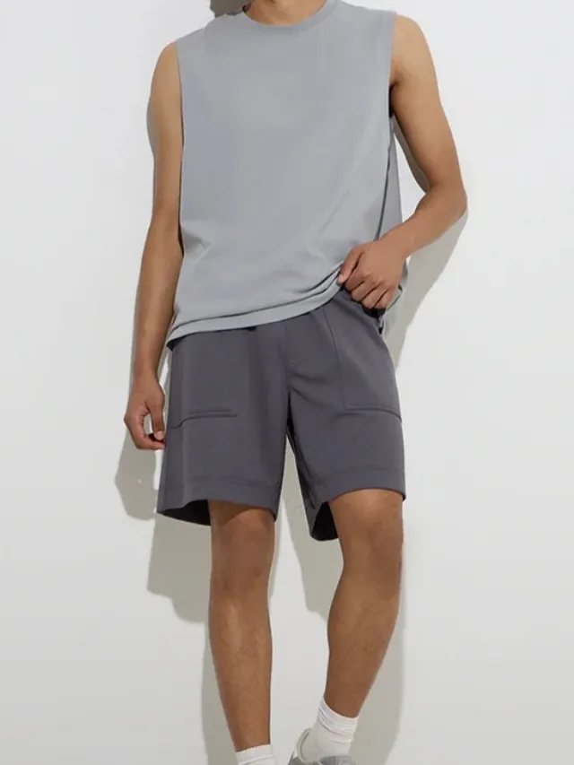Solid Loose Mid-Waist Shorts