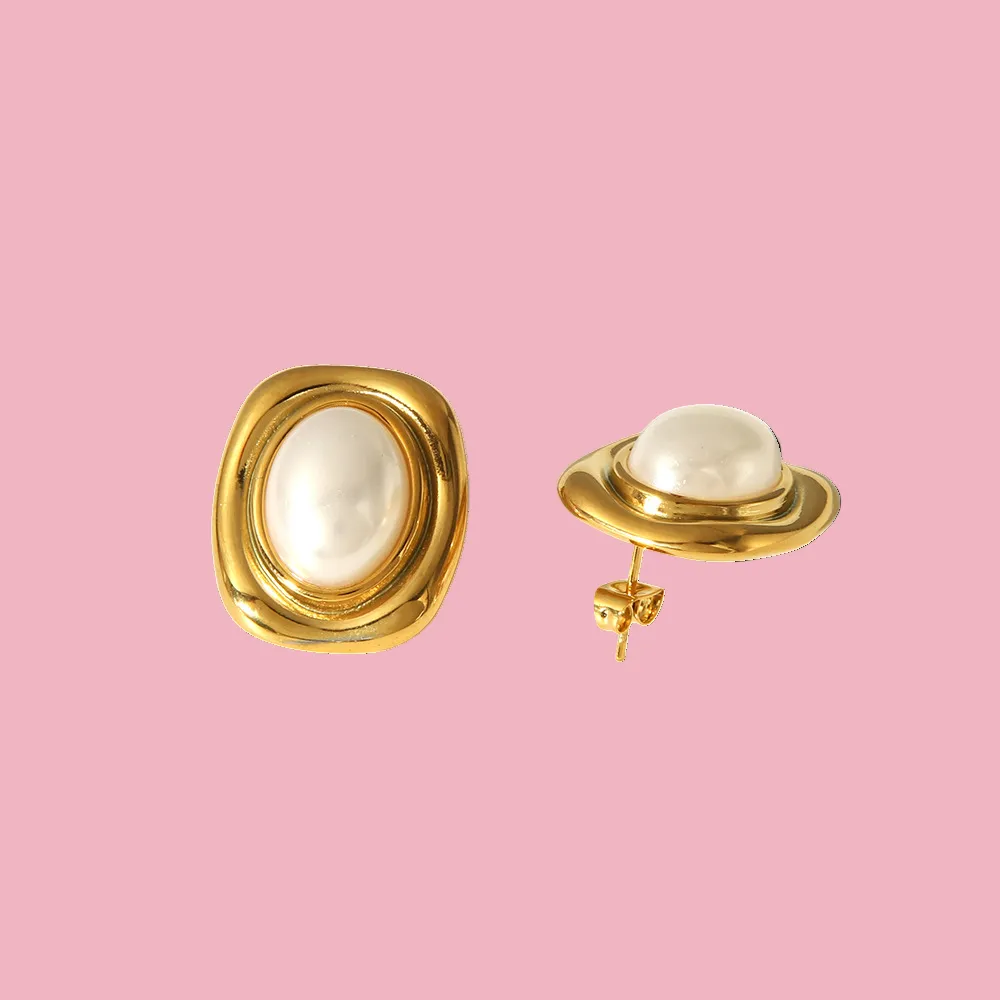 Vintage Pearl Earrings