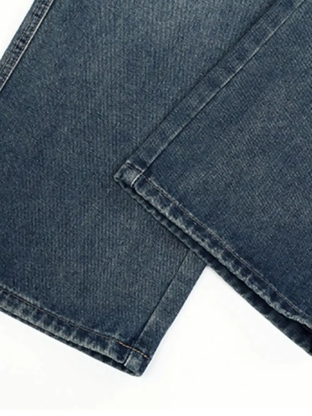 Wide-Leg Cargo Jeans