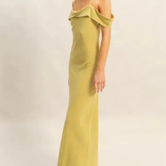 Elegant Flattering Fit Cami Maxi Dress