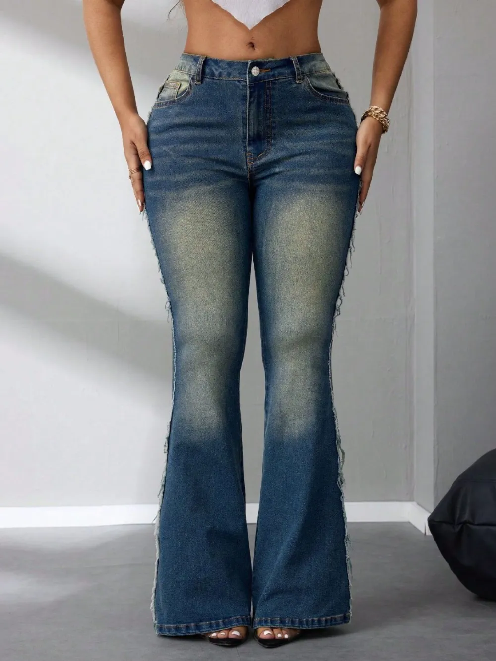 Side Raw Hem Flared Denim Jeans