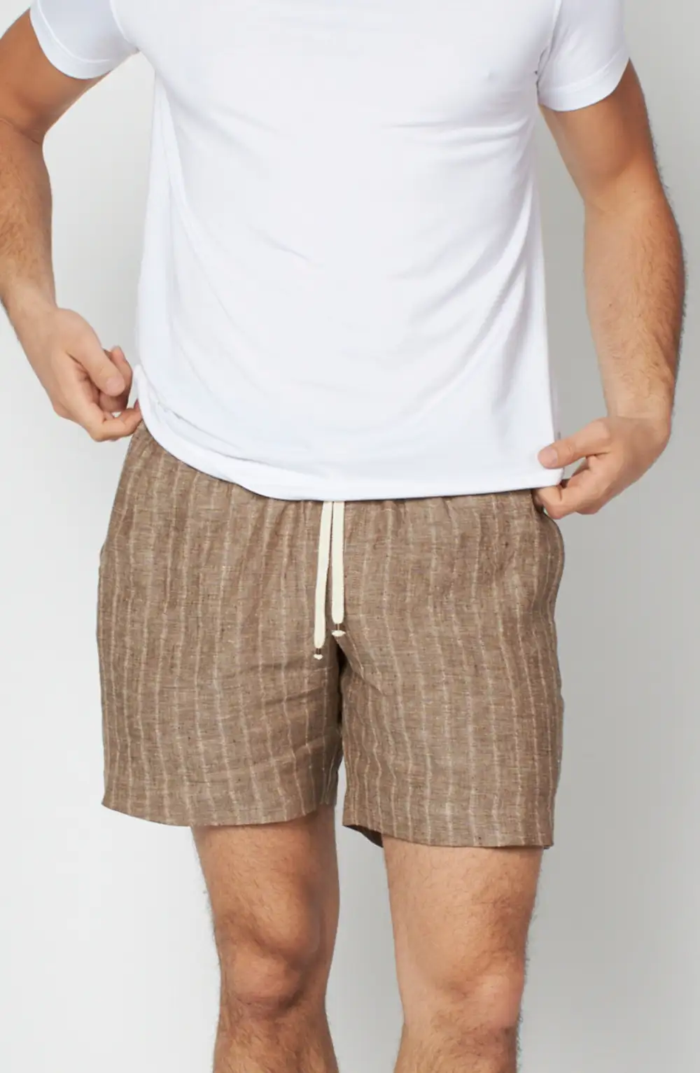 Men's Relaxed Linen Drawcord Shorts