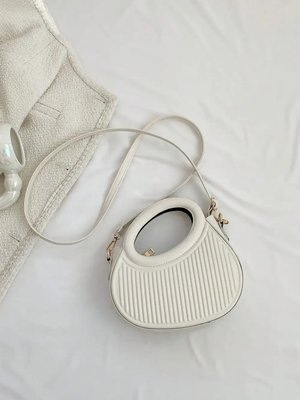 Circular Polyester Shoulder Bag Round Hard Body Chic