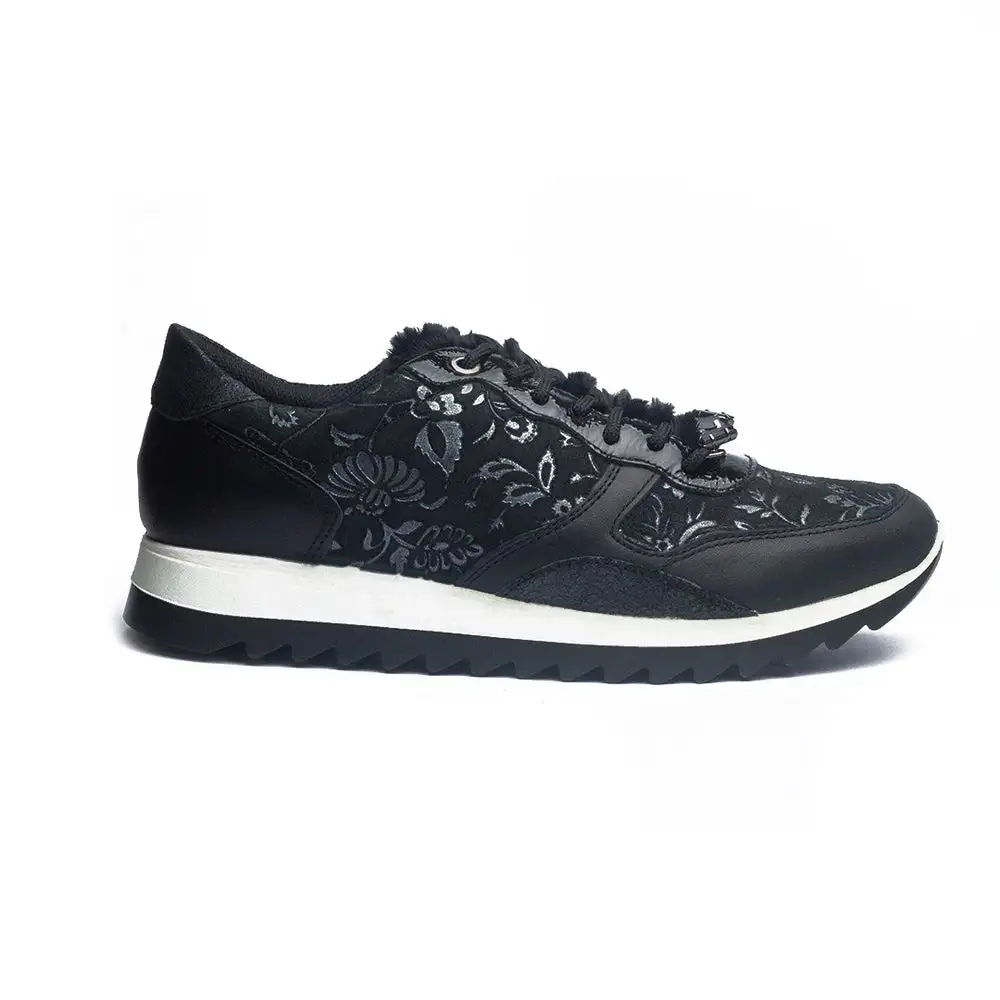 Versatile Slip On Leather Sneakers