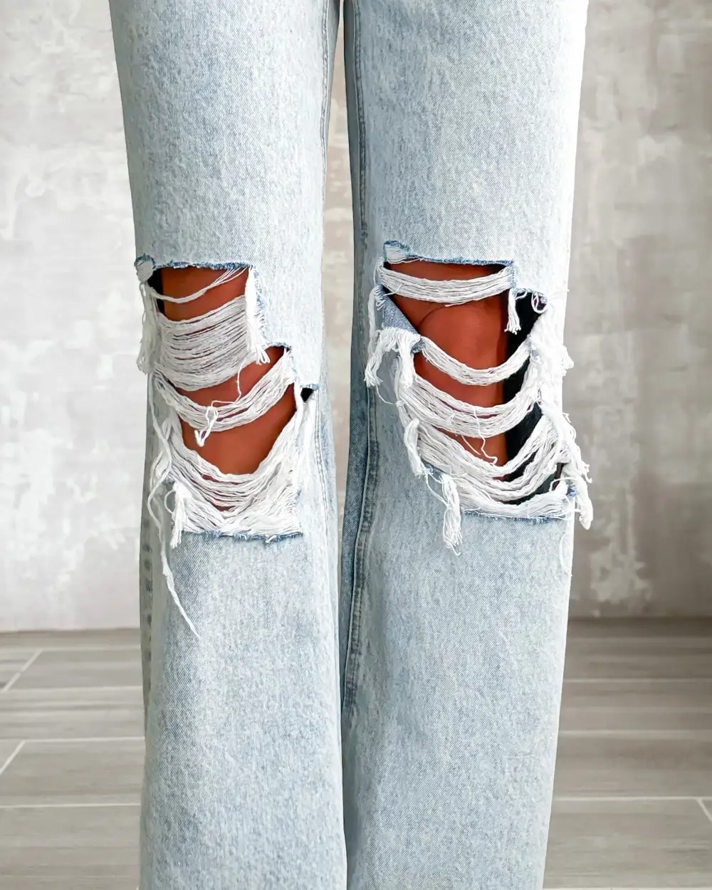 Wide-Leg Distressed Jeans