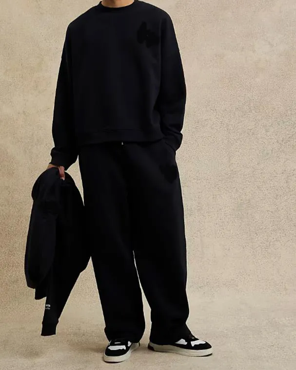 Men's Black Loose Basic Sweatshirt