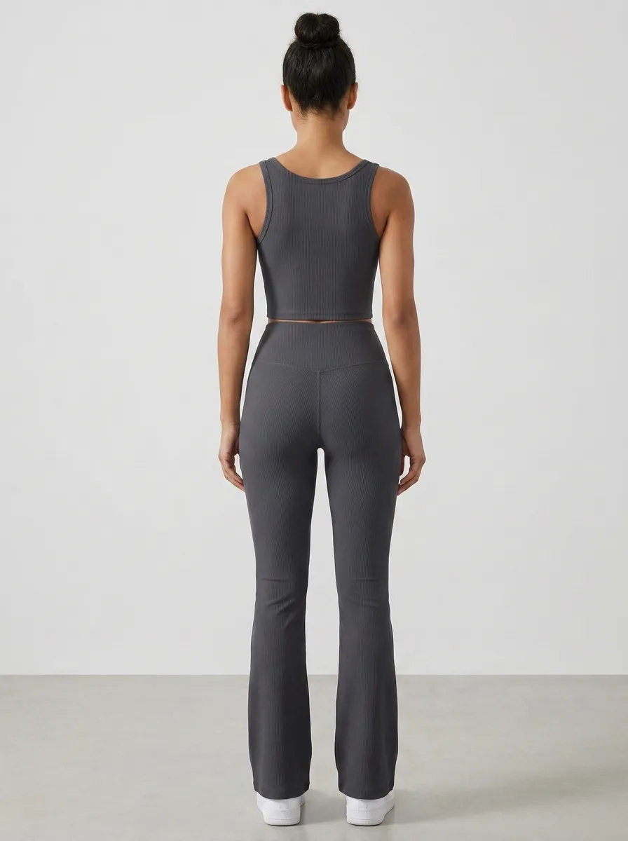 Training Coordinated Women's Tank Top Flare Pants Active Set