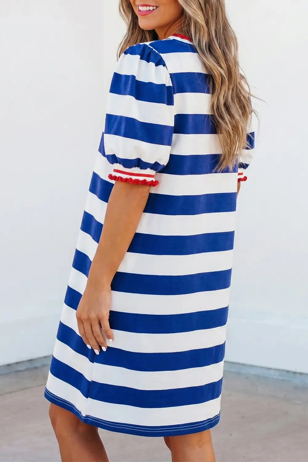 Women's Striped Round Neck Puff Sleeve Shift Mini Dress