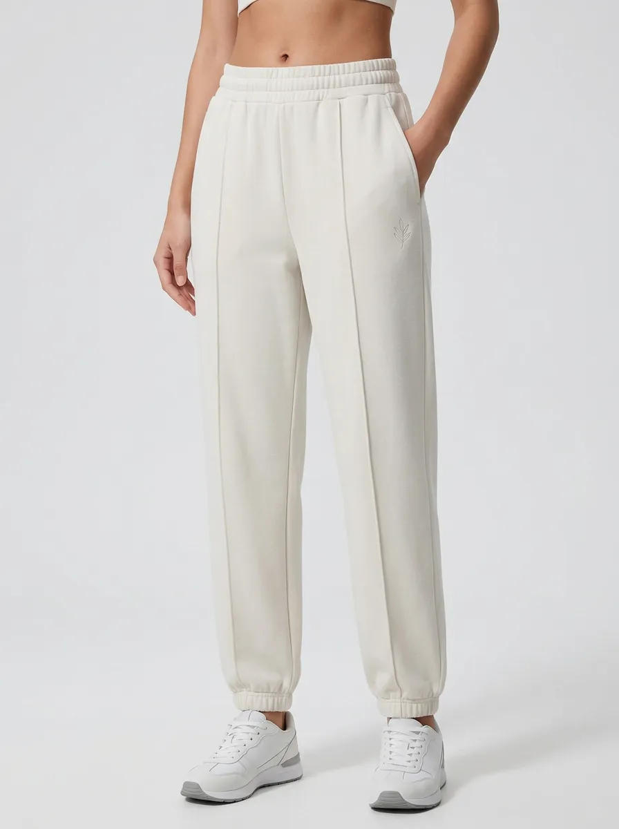 Women's Minimalist Leaf Embroidery Solid Color Jogger Pants