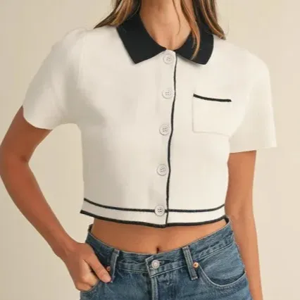 Modern Button Down Pocket Detail Knit Cardigan