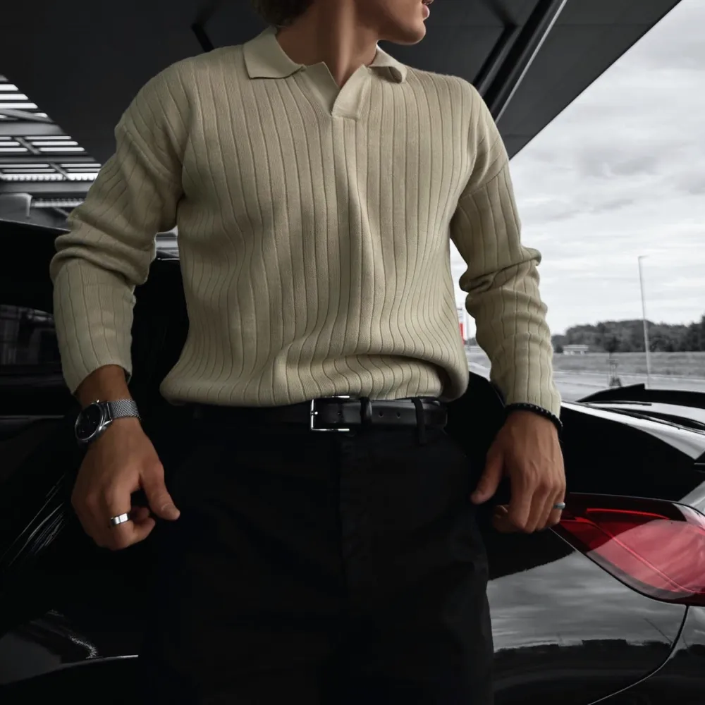 Clean Relaxed Knit Sweatshirt