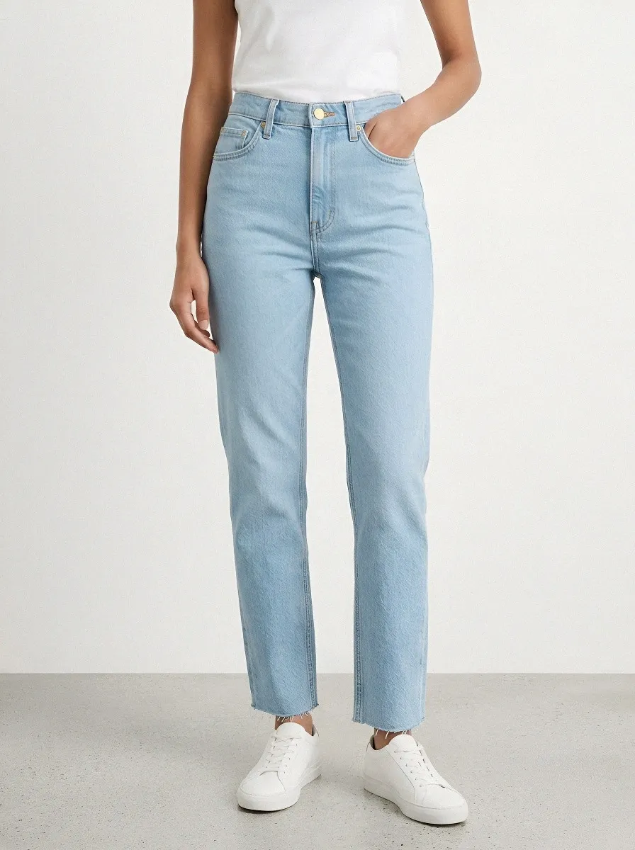 Modern High-Rise Classic Women's Straight-Leg Jeans