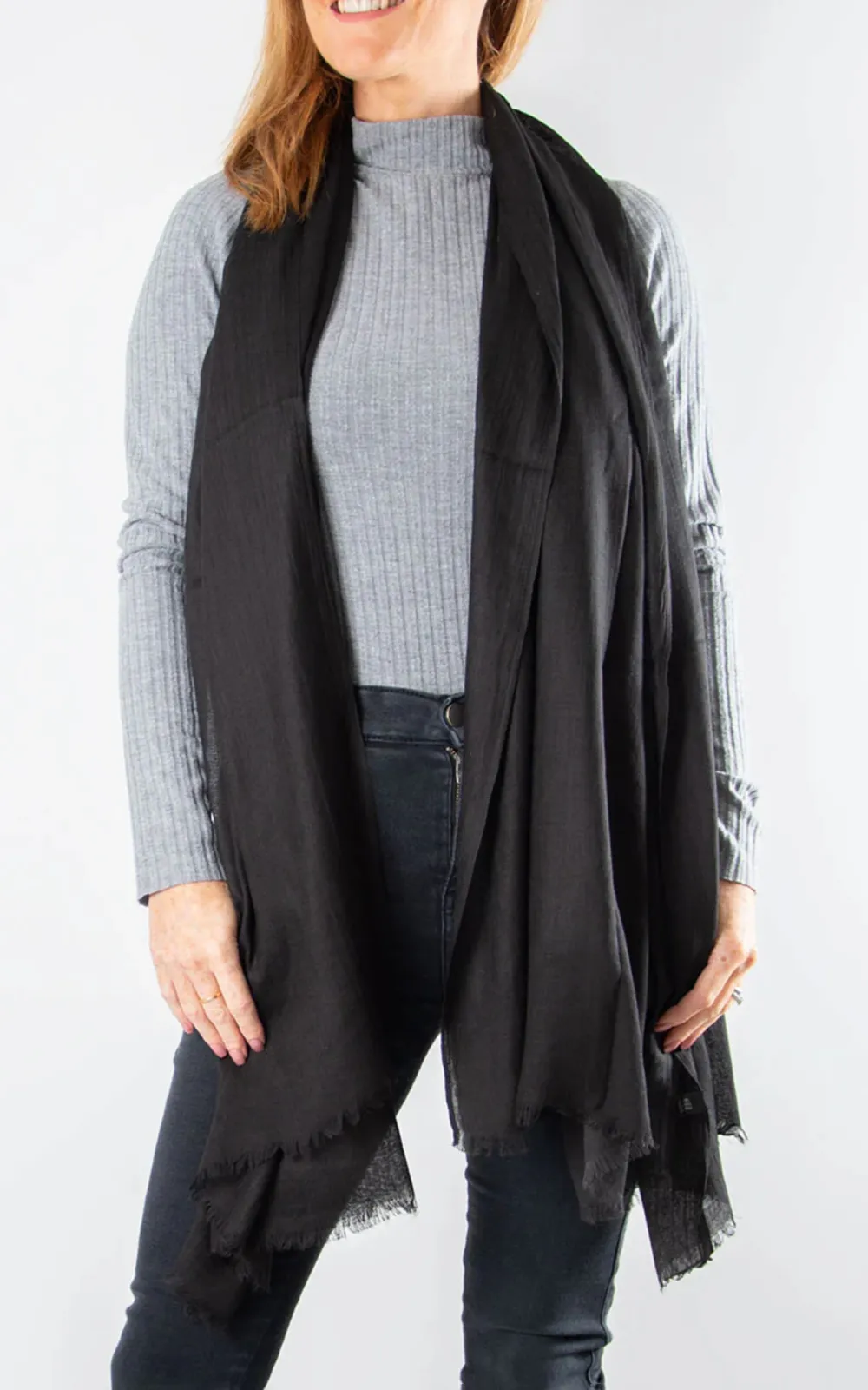 Elegant And Exquisite Women's Scarf