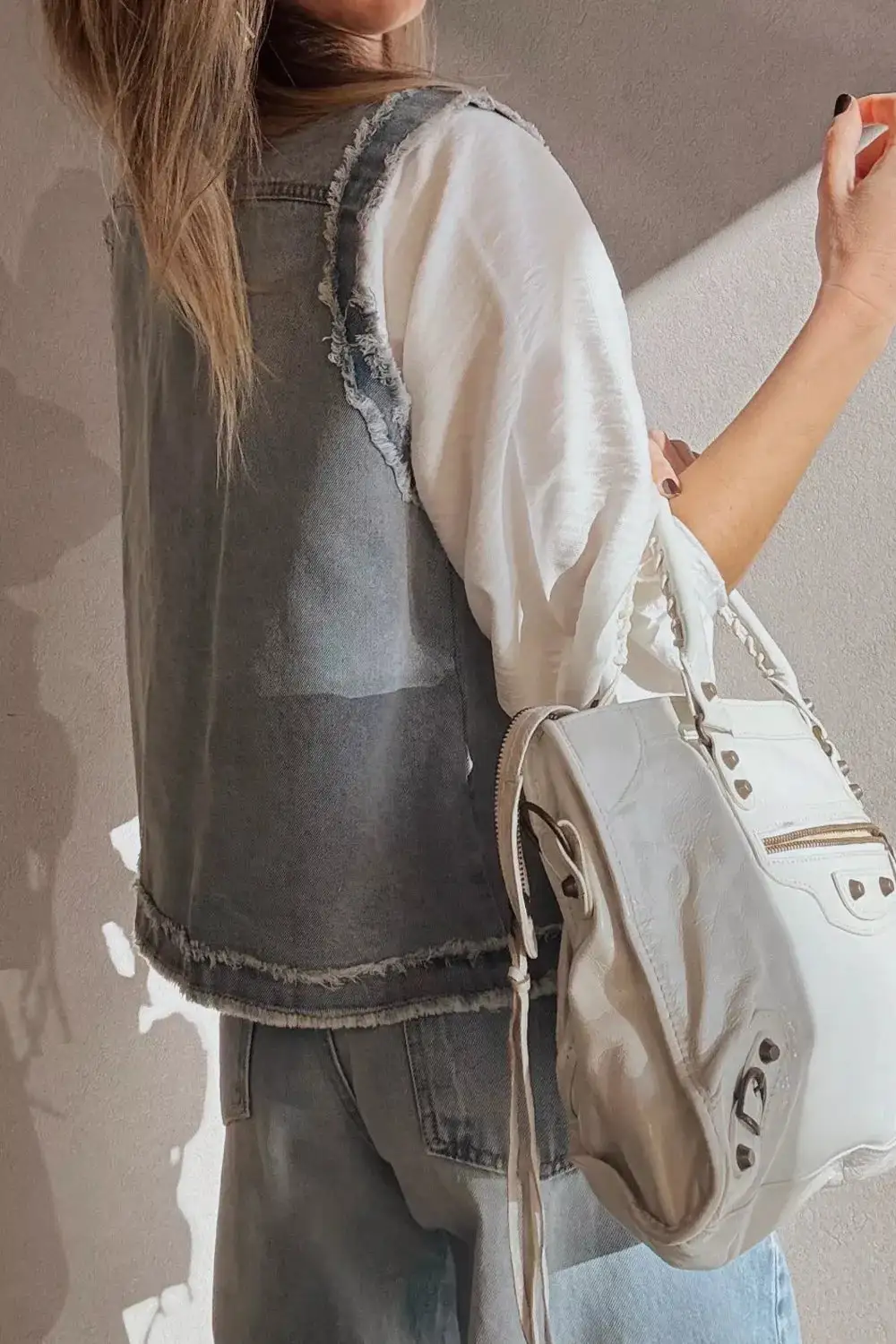Frayed Edge Flap Pockets Vest Jacket