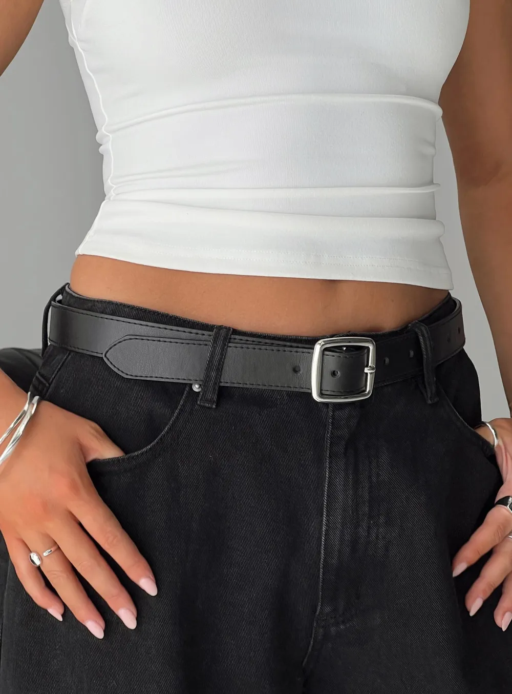 Casual Buckle Faux Leather Belt