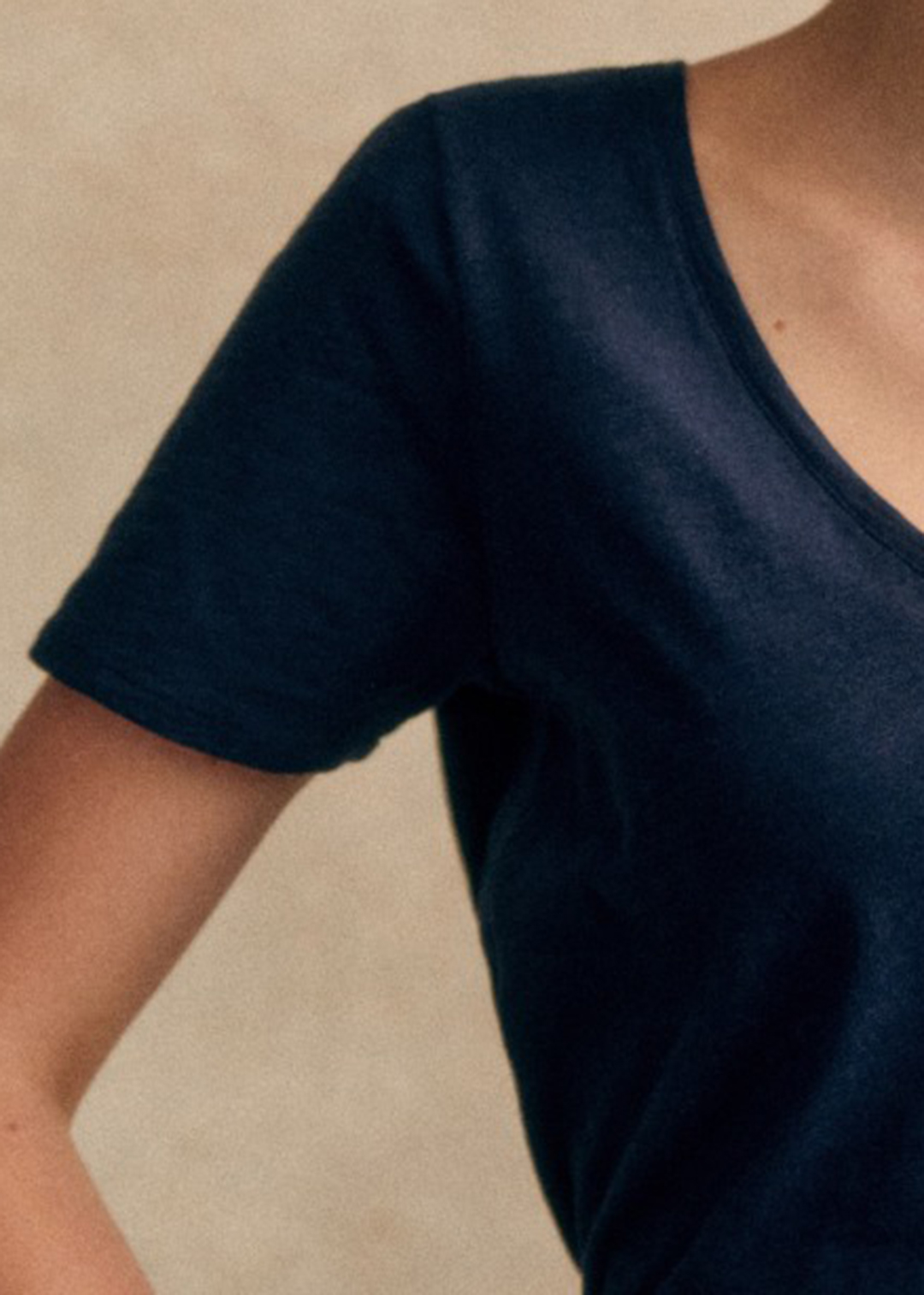 Short Cotton Solid Color V-neck T-shirt