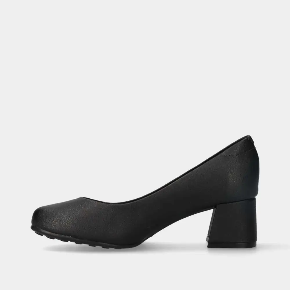 Modern Refined Classic Comfort Pumps