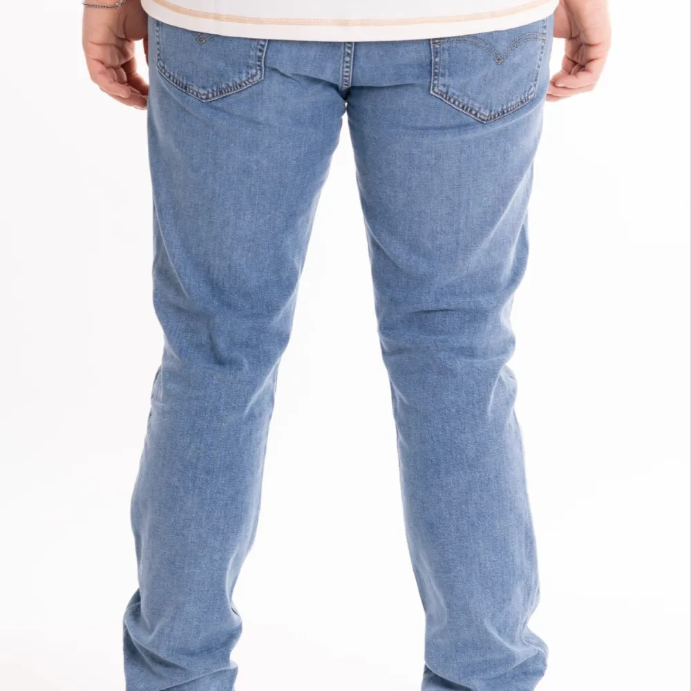 Everyday Slim Skinny Jeans