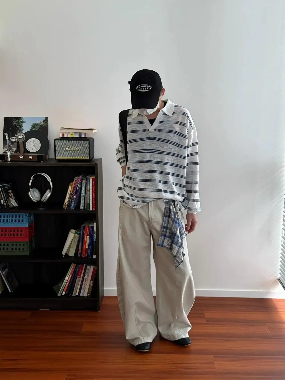 Detachable Scarf Wide Leg Jeans