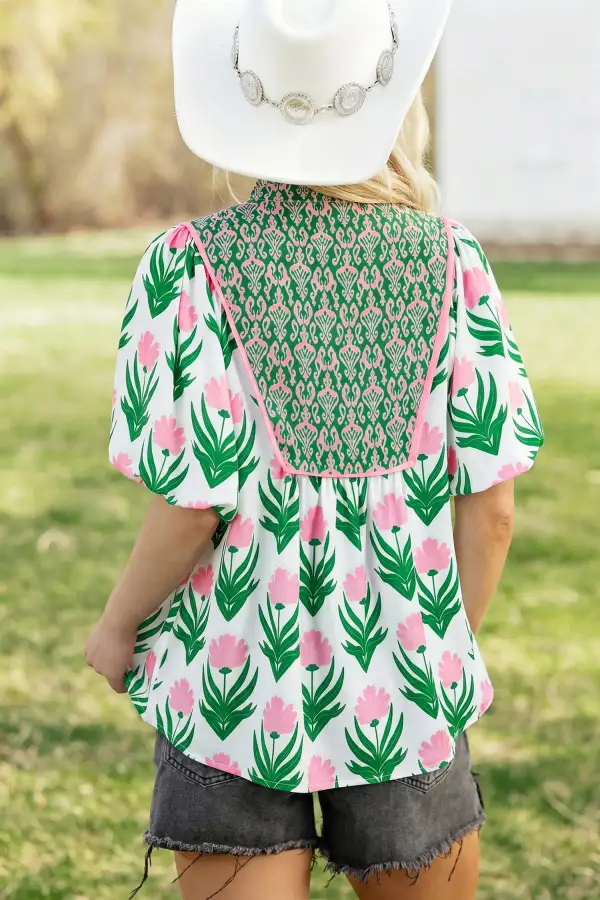 Women's Floral Print V Neck Contrast Trim Top