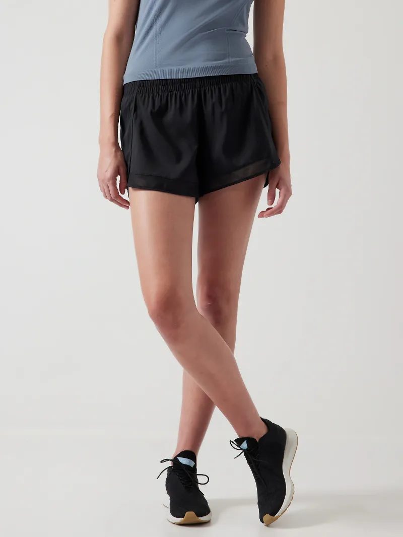 Lightweight Sports Shorts For Fresh Casual Style