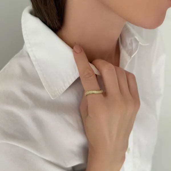 Chunky Crystal Band Fashion Ring