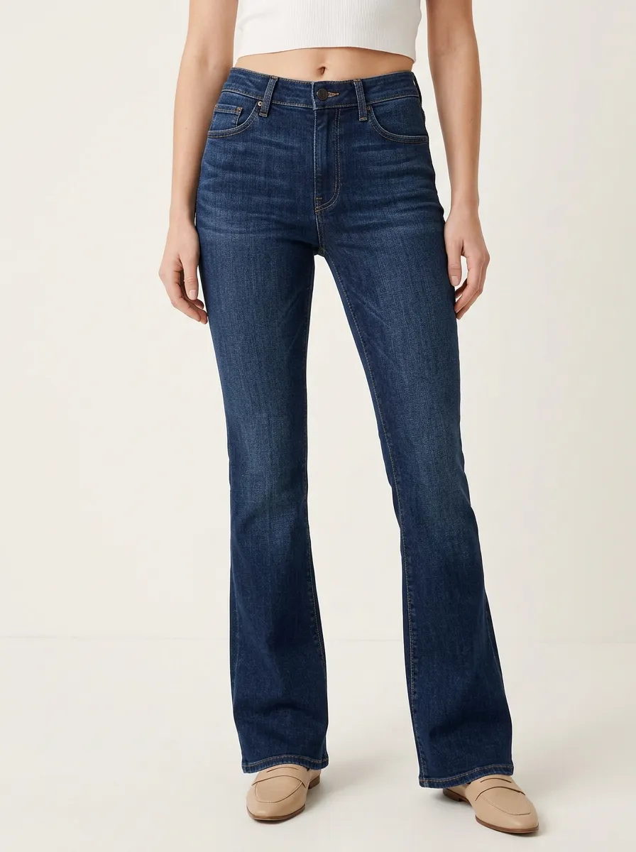 Clean Line Relaxed Fit Jeans