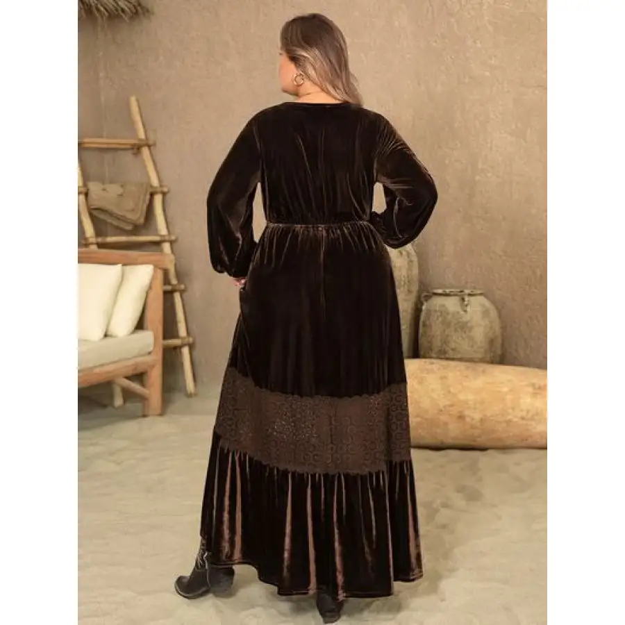 Relaxed Plus Size V Neck Balloon Sleeve Maxi Dress