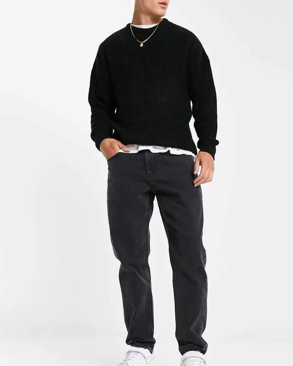 Tapered Jeans In Washed Black