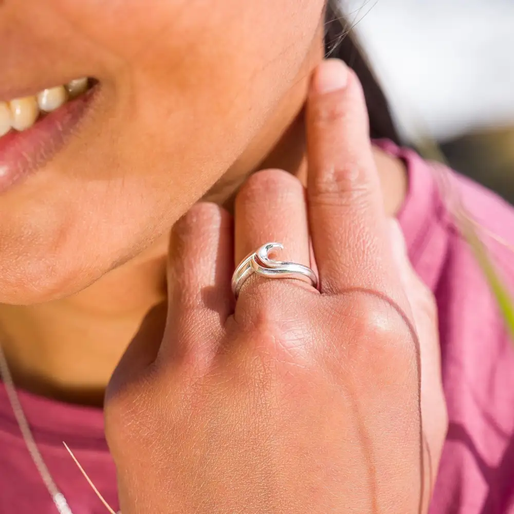 Modern Wave Organic Wide Ring
