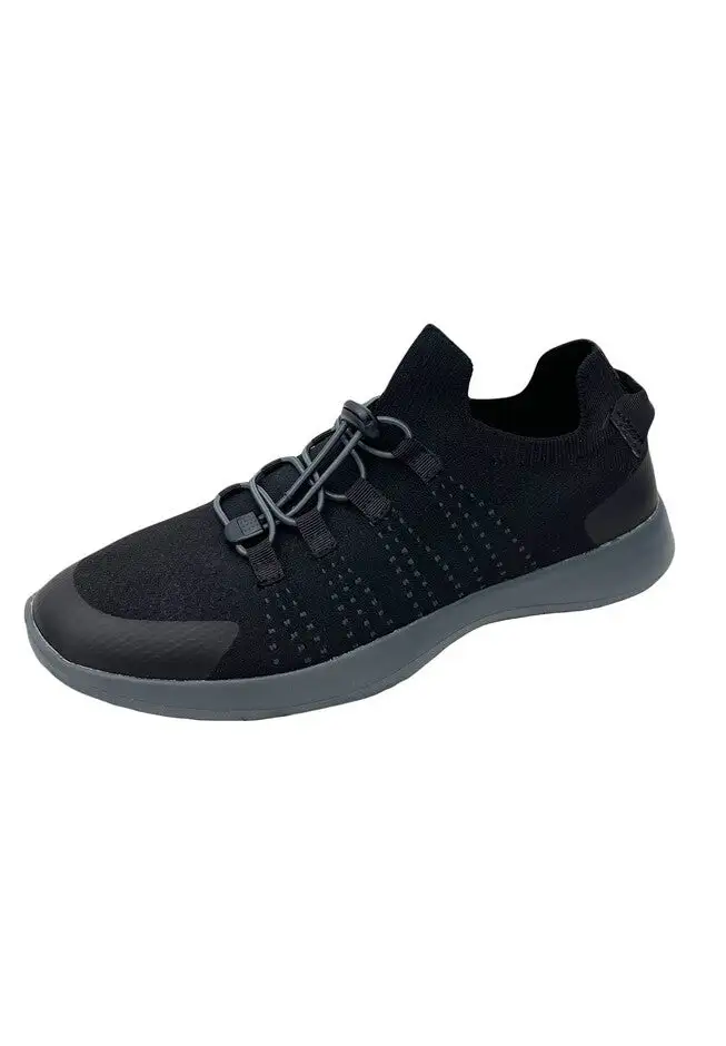 Clipper Sneakers
