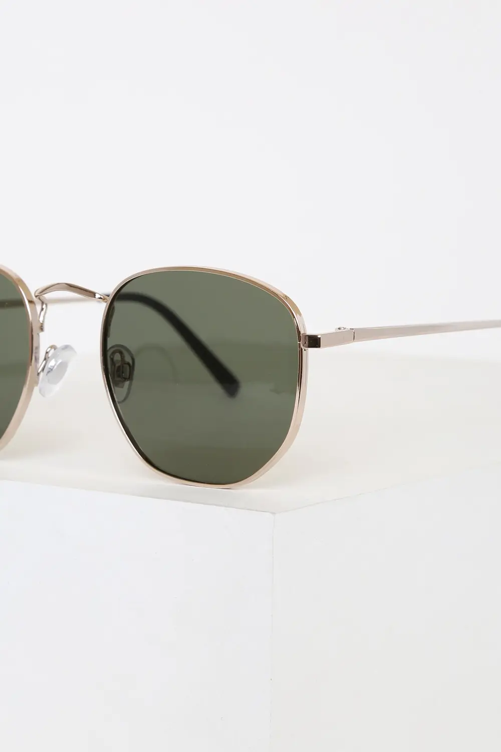 Versatile Golden Hexagonal Sunglasses